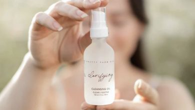 the-best-oil-cleanser-for-dry-skin:-unlocking-radiant,-youthful-glow